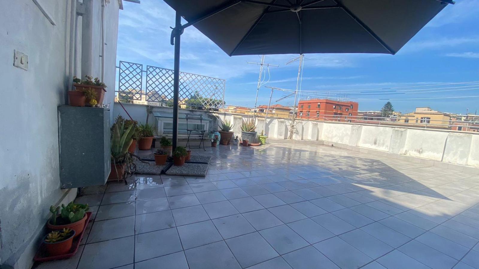 Apartamento A Casa Di Roberto Roma Exterior foto